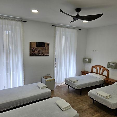 Hostal Miralva Madrid Extérieur photo