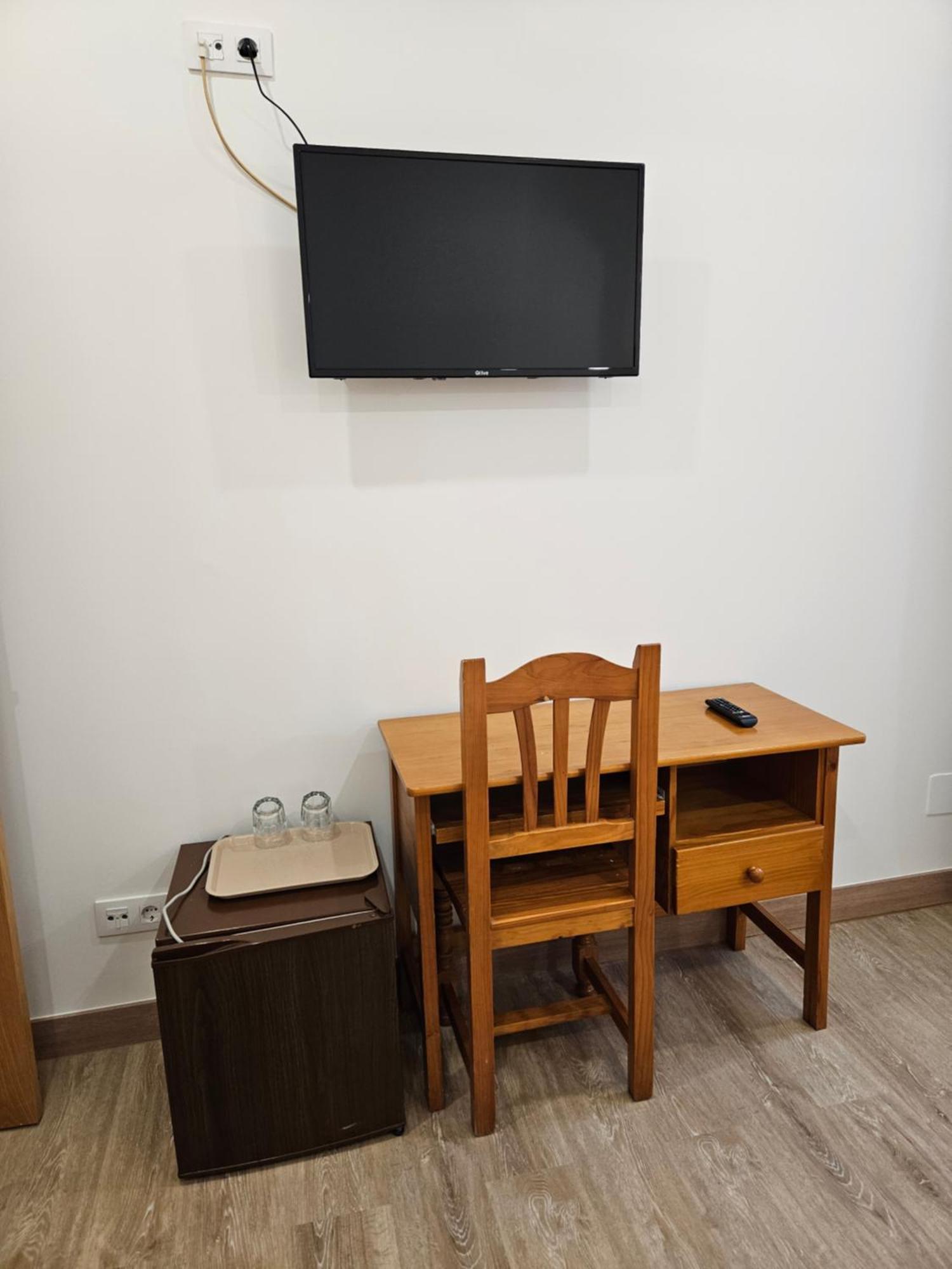 Hostal Miralva Madrid Extérieur photo